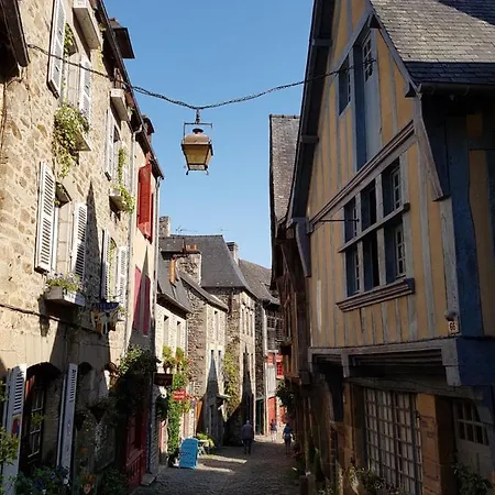 Séjour confort au port de Dinan Extérieur photo